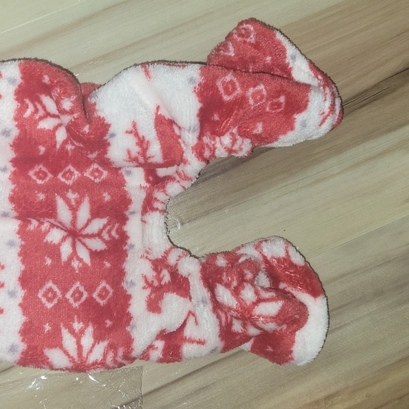 Red & White Furry Dog 🐕 Romper - Picture 5 of 10